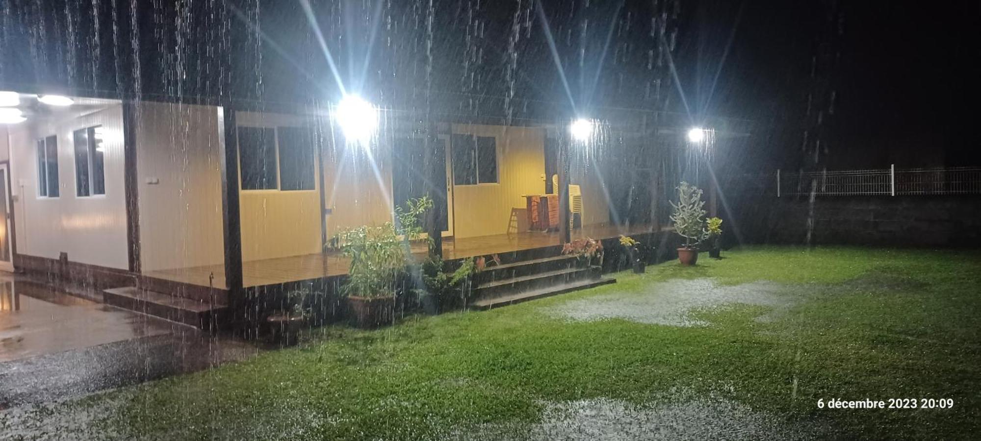 Hava'E Lodge Teahupoo Exterior foto